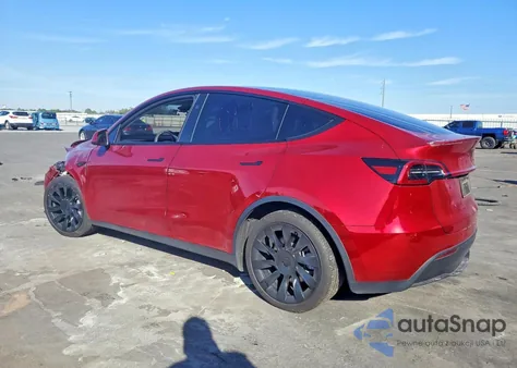 2024 Tesla Model Y z USA, uszkodzony, nr VIN 7SAYGDED6RF043020
